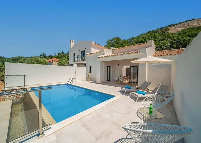 Villa Straw By Mousata